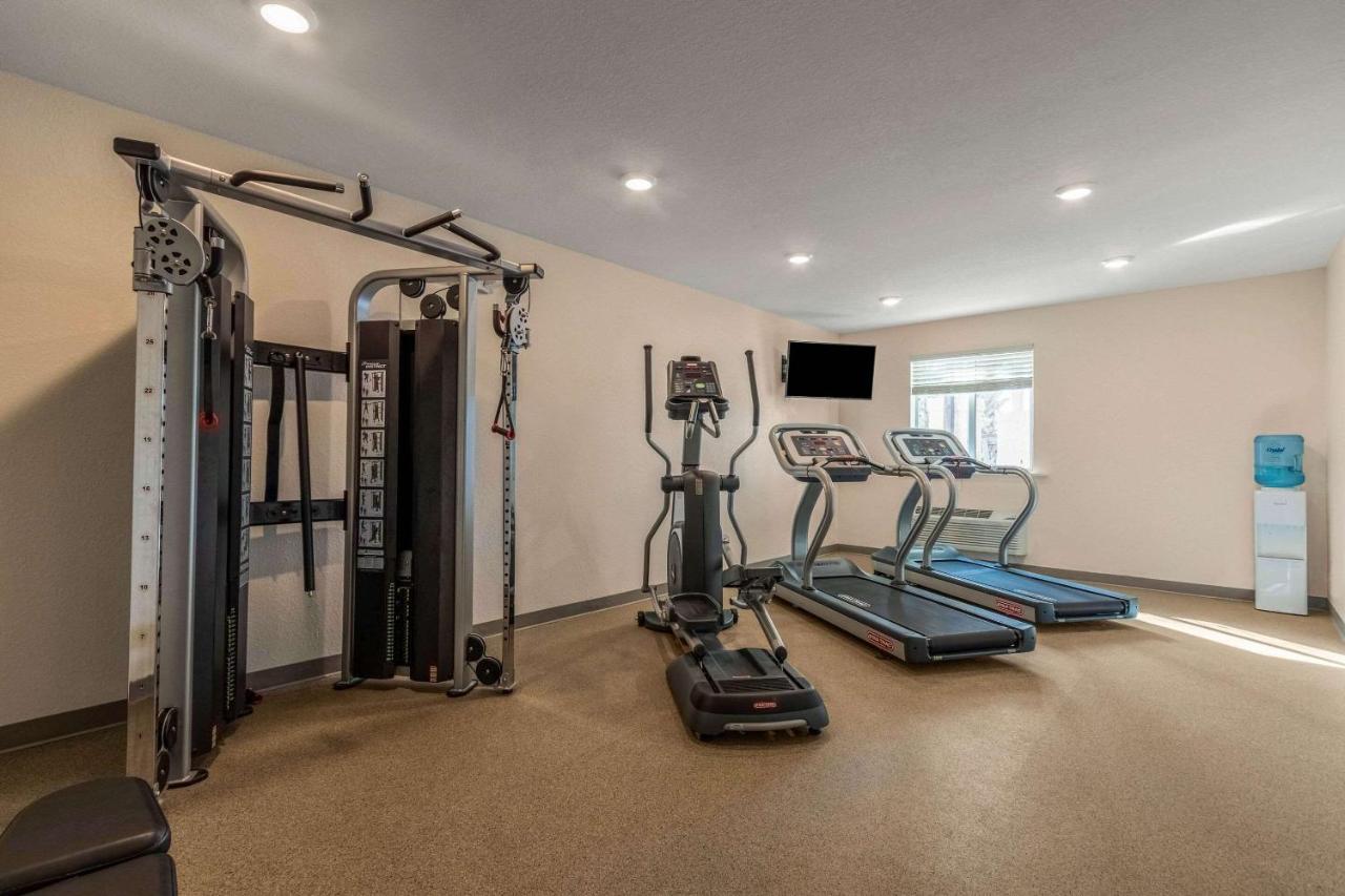Woodspring Suites Мирамар Екстериор снимка